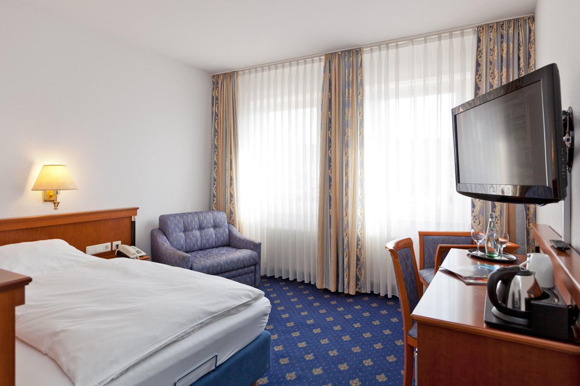 Hotel Fuer Dich Waren  Bilik gambar